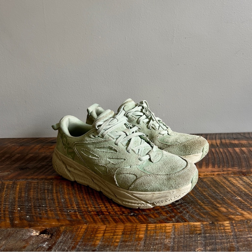 Hoka Clifton LS Suede